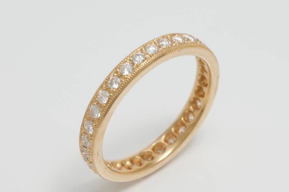 Bead Set Diamond Band in 18k