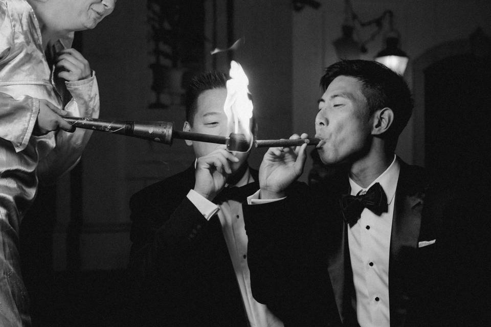 Cigar lighting