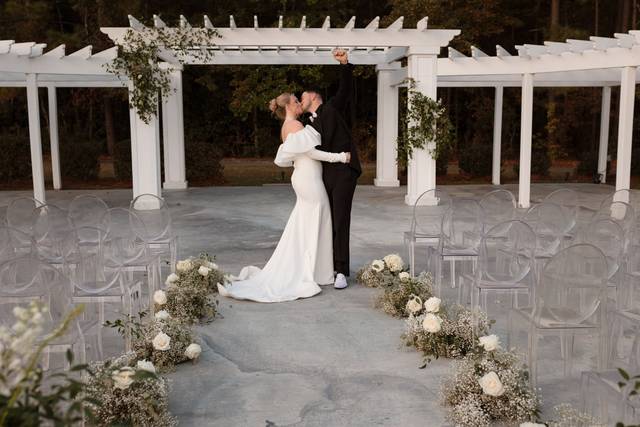 Ceremony under the Pergola