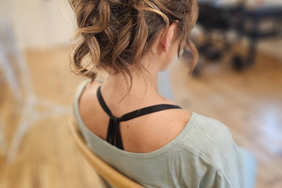Long hair updo