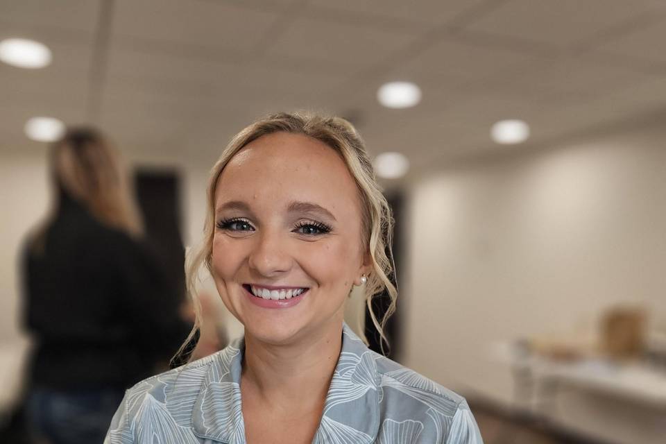 Soft glam makeup