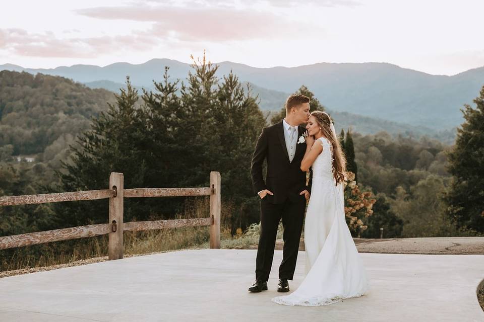 The Ridge - Venue - Marshall, NC - WeddingWire