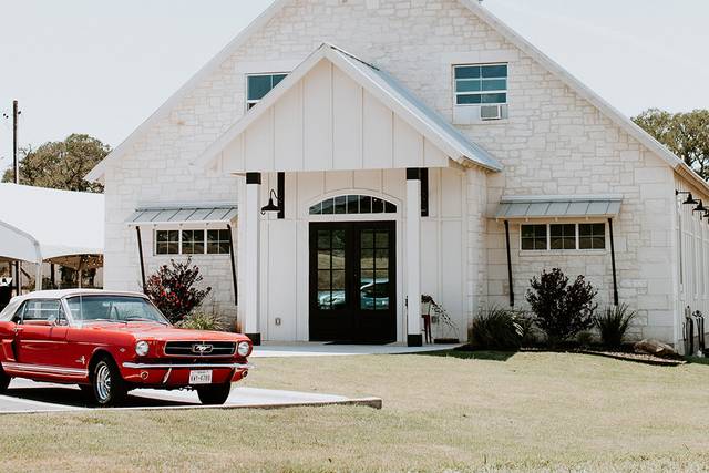 The perfect chapel wedding!