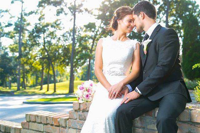 Couple sitting outside in the fresh air