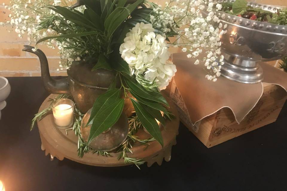 Floral display buffet