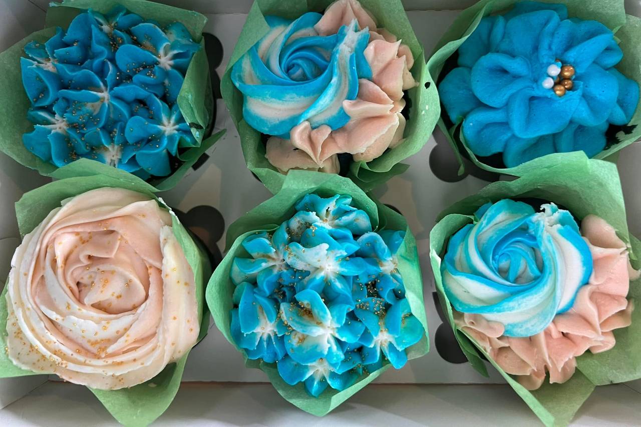 Bake Believe Cupcakes - Wedding Cake - Fort Mitchell, AL - WeddingWire