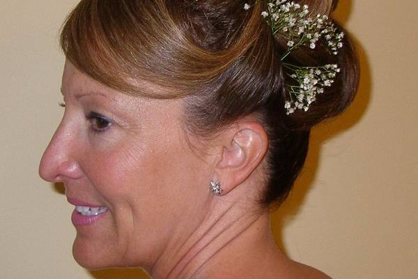 www.bridalhaironmaui.com