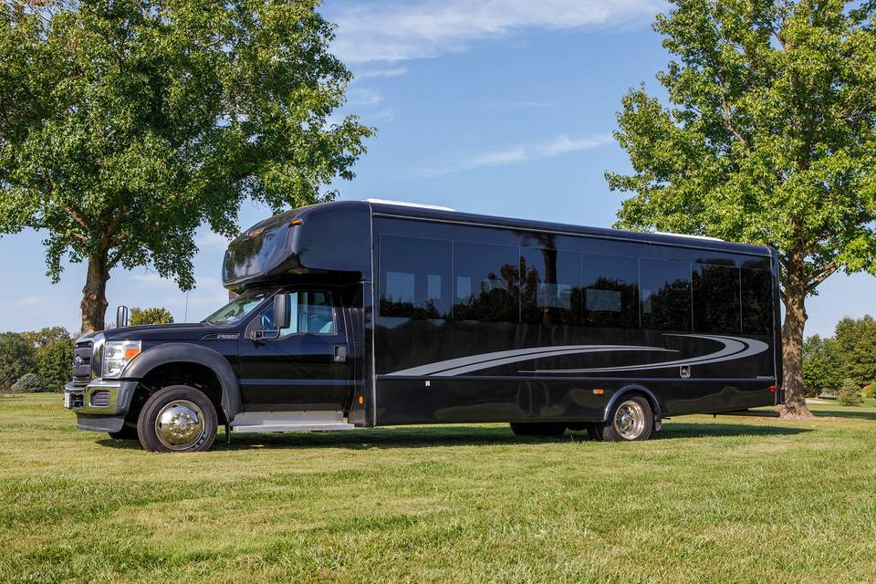 25-30 passenger F550